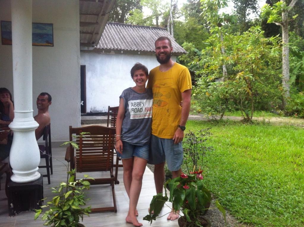 Fern Dale Villa เวลิกามา ห้อง รูปภาพ